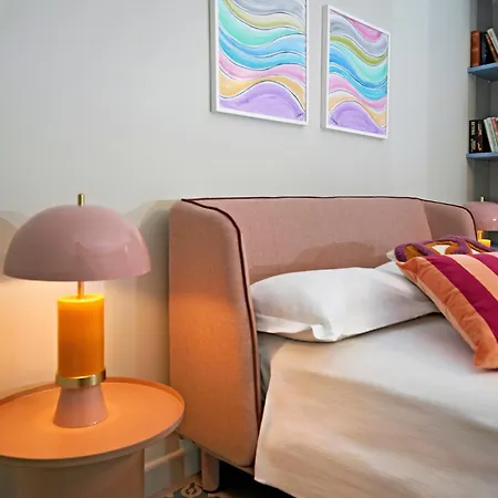 Acqua Petra Pool & *