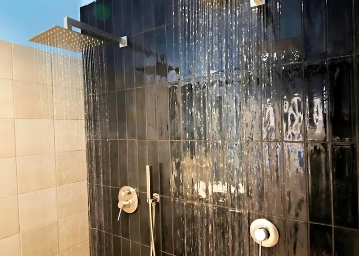 Acqua Petra Pool & شقة أغريجنتو